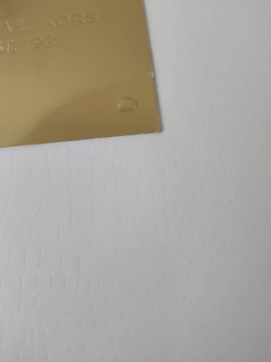 Michael Kors Biało złote stylowe pudełko