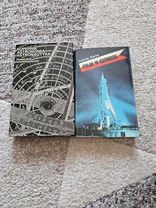 książki o tematyce kosmicznej