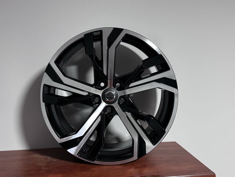 Jak NOWE Oryginalne felgi VOLVO 19 V60 S90 XC60 XC40 XC90 5x108