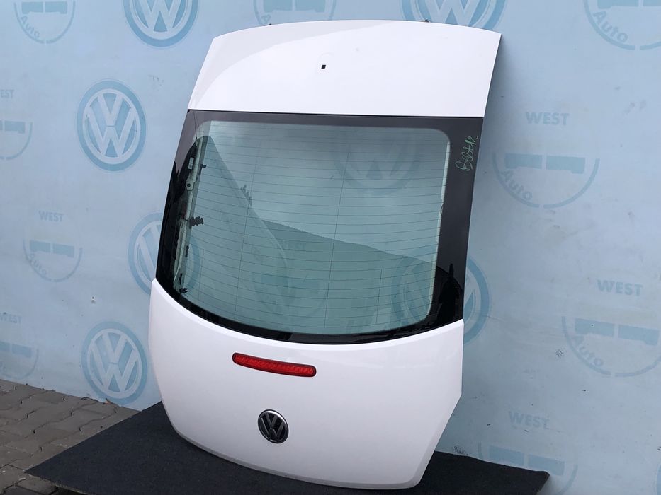 Ляда кришка багажника VW Beetle 5C5 USA 2011-2015