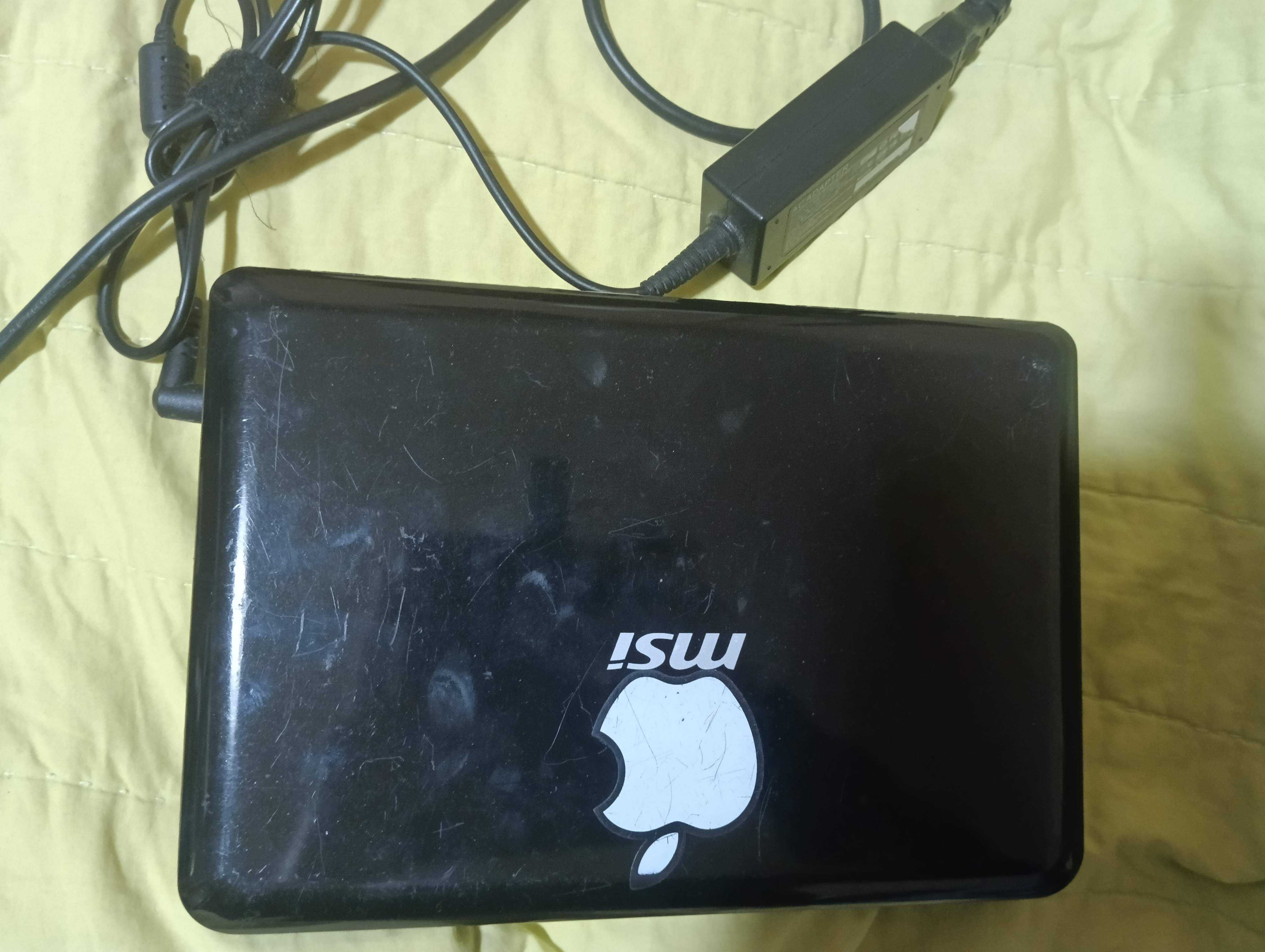 Продам ноутбук нетбук MSI U100