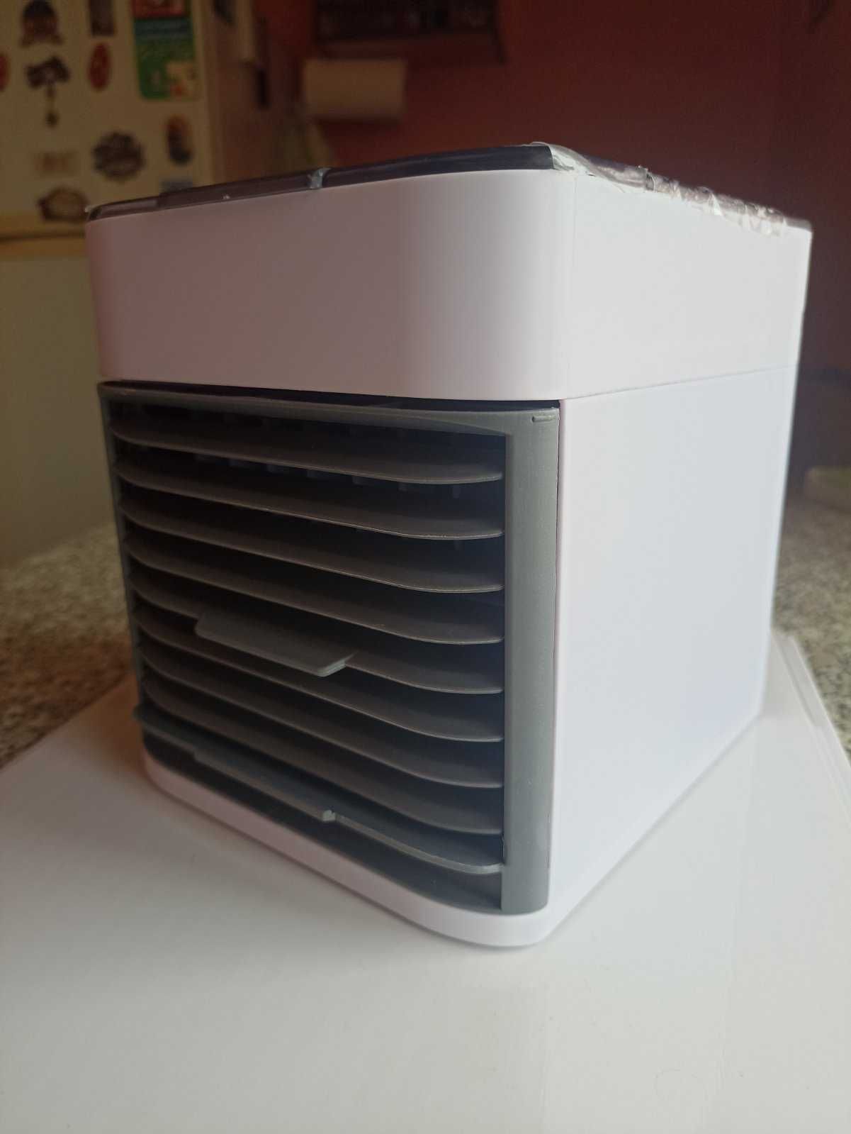 Кондиционер Arctic Air Ultra работает от USB 5v и 220v. Универсальный