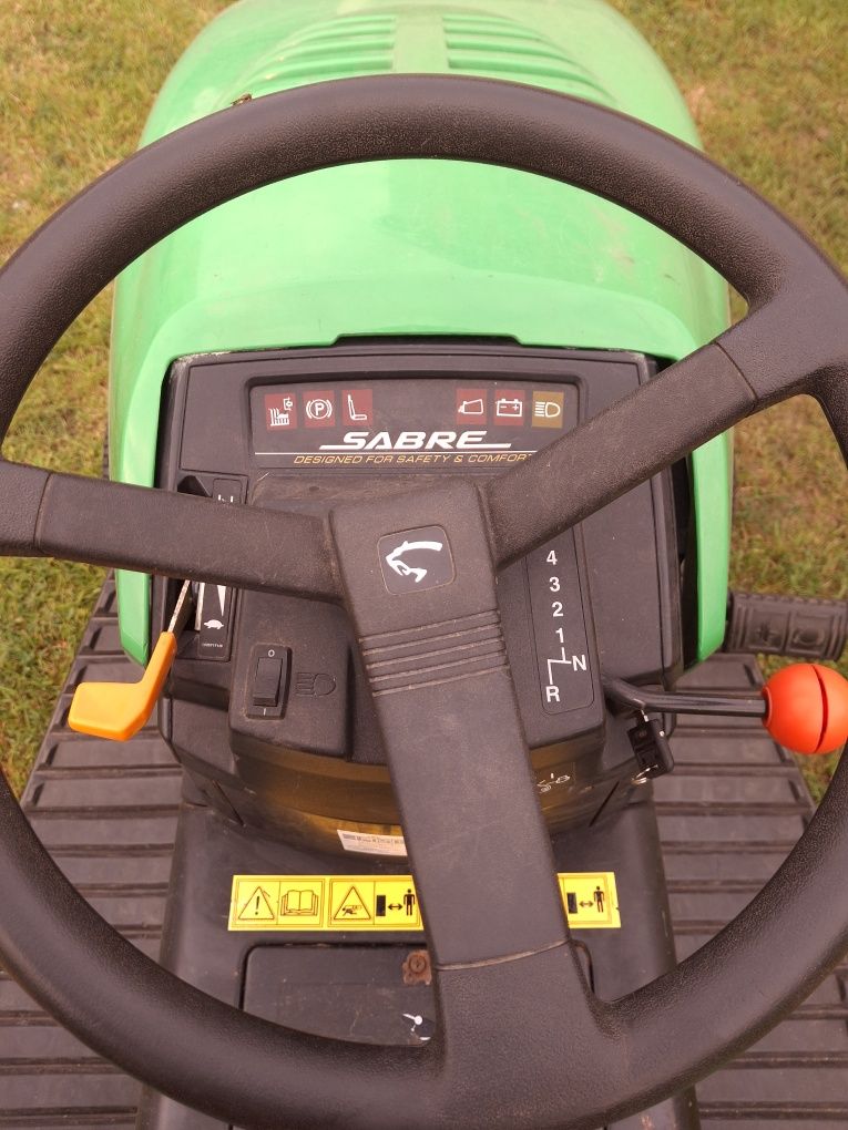 Traktorek john deere sabre kosiarka