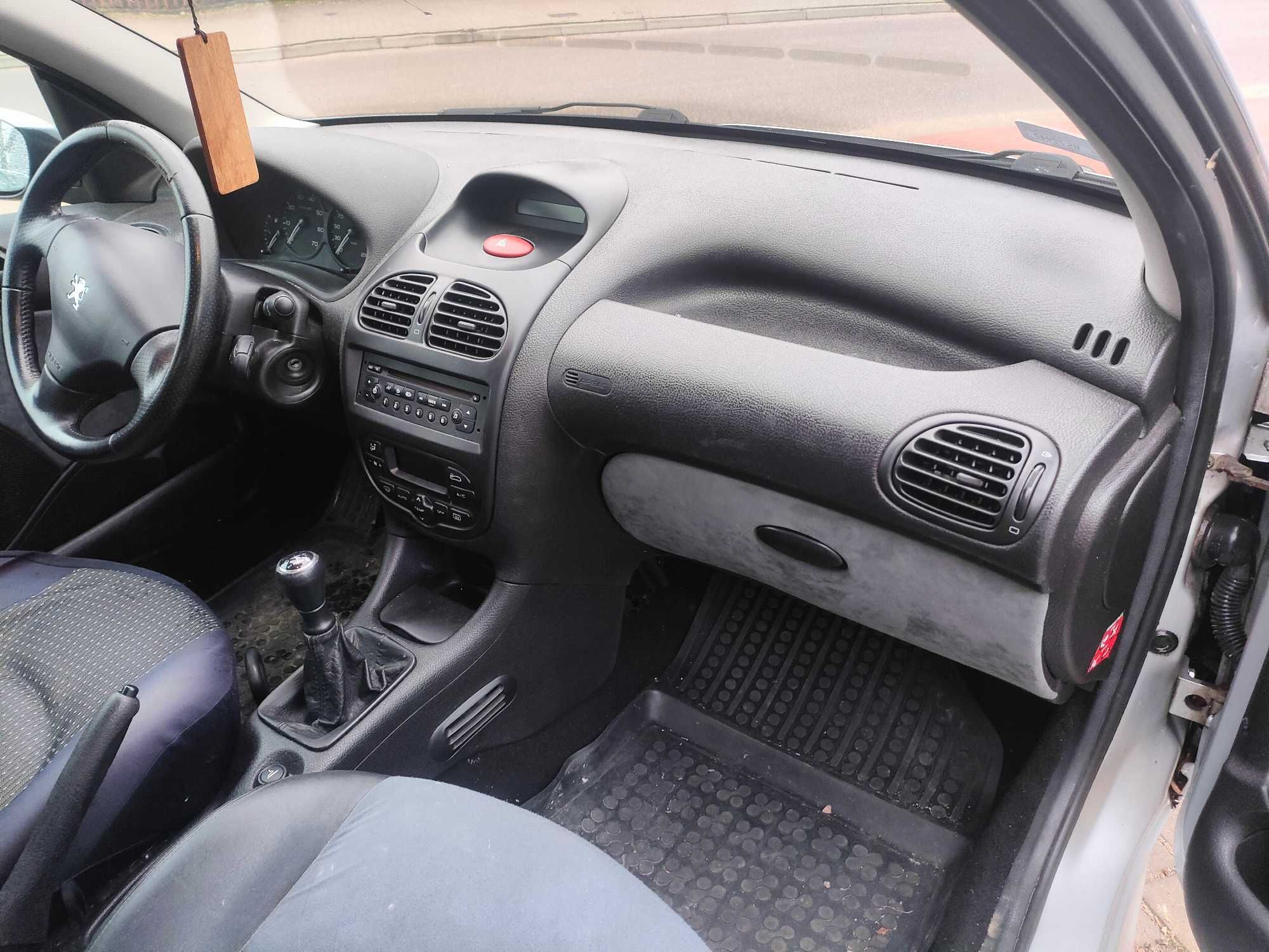 Peugeot 206 Husky – bogate wyposażenie, dobry stan