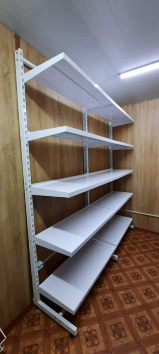 Стелажі на стяжках висота 2,35, ширина 2 метр. В наявності 2 шт.