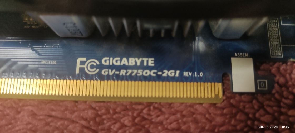 Karta graficzna Gigabyte AMD Radeon HD 7750 GPU 2GB HDMI DVI-D D-SUB