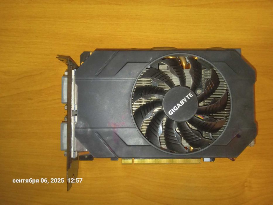 Видеокарта GIGABYTE GeForce GTX970 4Gb