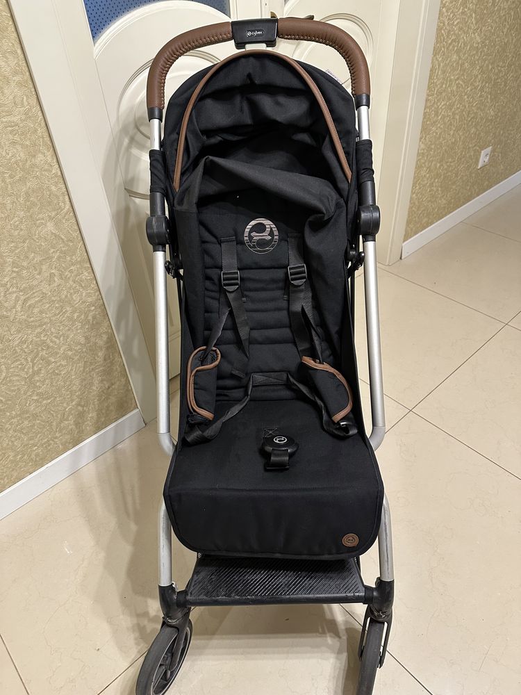 Прогулочная коляска cybex