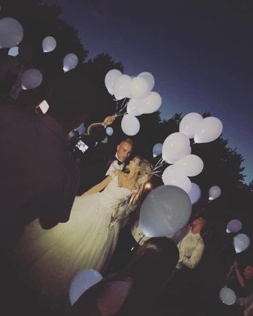 Balony z helem, balony led, ślub, wesele, skrzynia/pudło z balonami