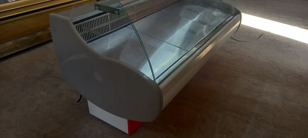 Холодильна вітрина, холодильник, морозилка, холодильна гірка, регал