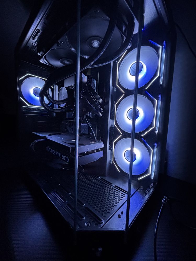 Komputwr gemingowy rtx 5070