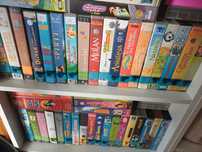 VHS's de filmes, banda desenhada, documentários 250 unidades
