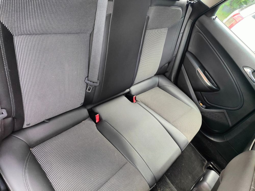 Opel Astra J 1.7 CDTI 125km 2011 rok kombi