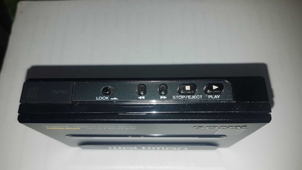 Кассетный плеер SONY WM-501 Mega Bass/дефект/ made in Japan