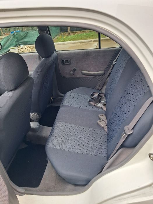 Nissan Micra 1.0 de 93