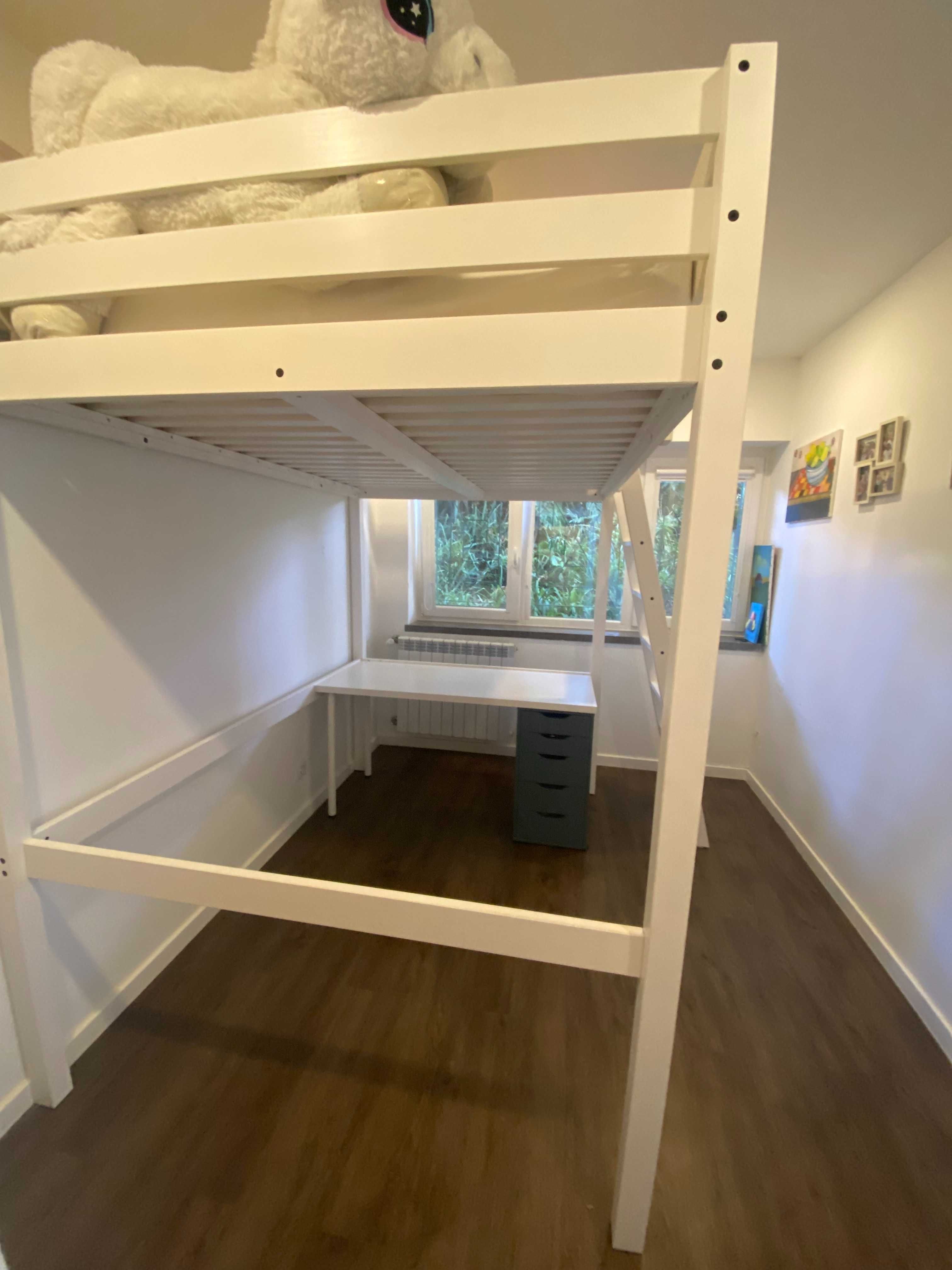 Estrutura de cama alta