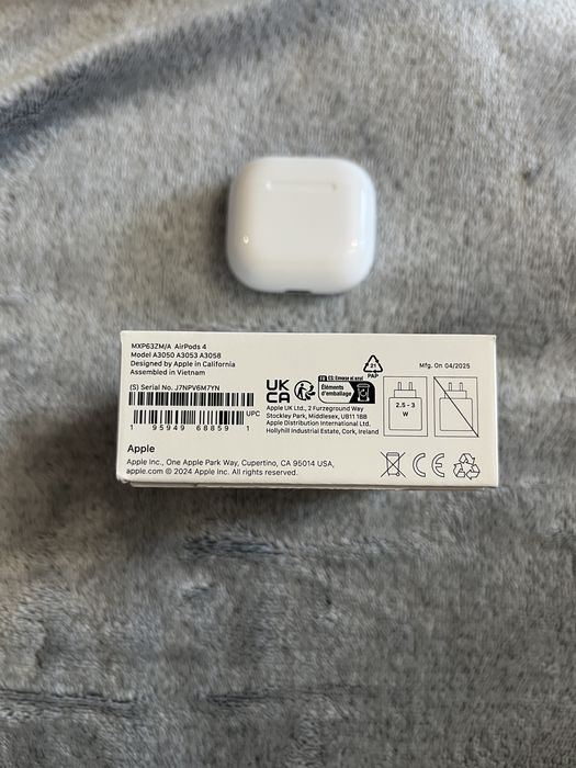 Apple AirPods 4 - bez ANC, oryginał