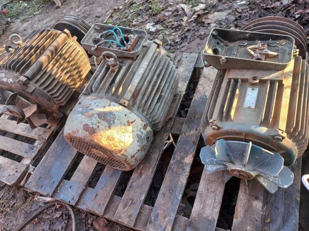 Електродвигун 30 кВт 1500 обертів Мотор двигун Електродвигатель 3 шт.