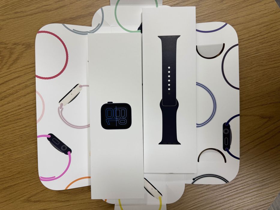 Apple Watch SE 3 44mm Midnight Al Midnight SB M/L GPS MEHQ4 новий