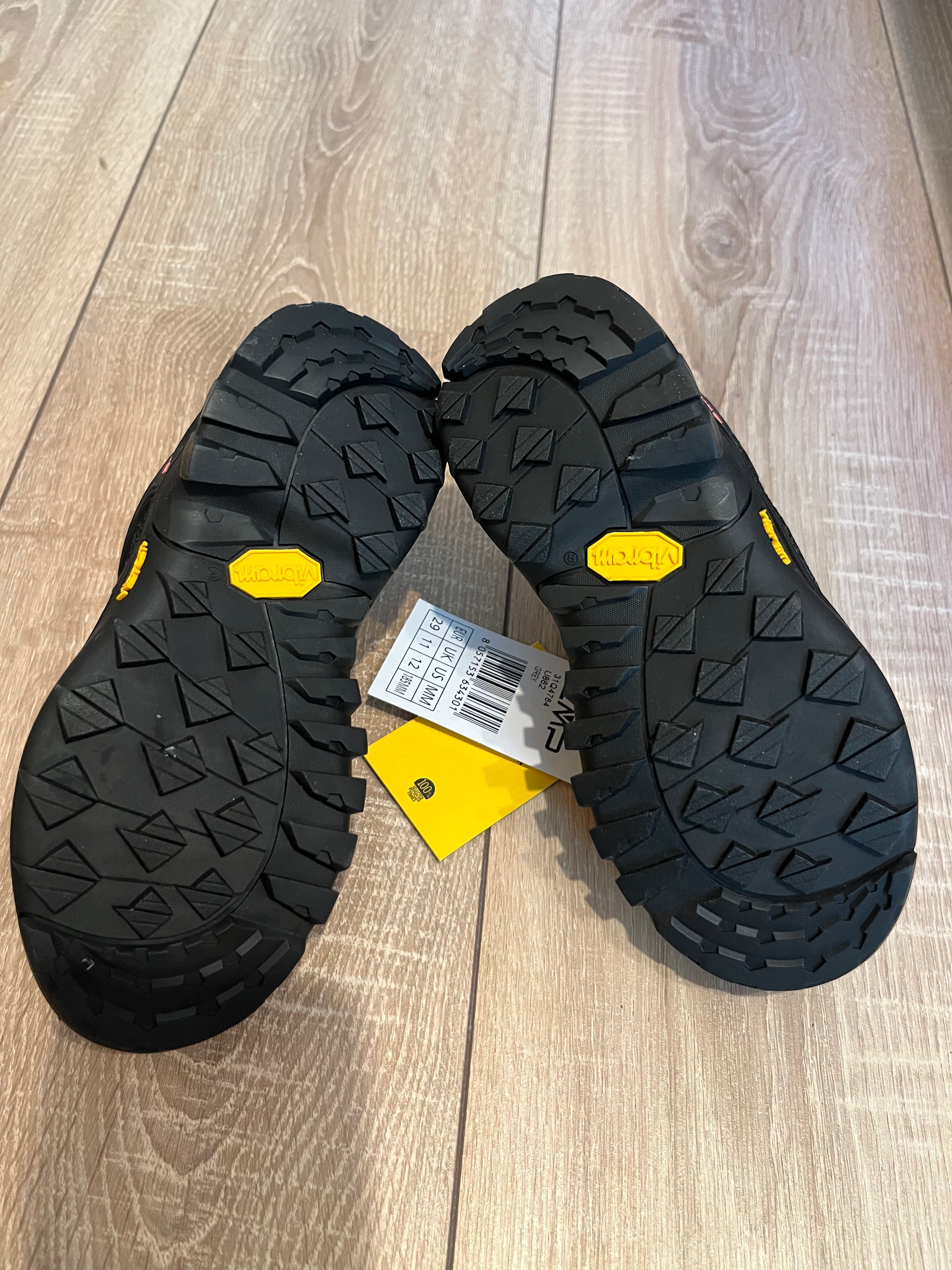 Трекінгове взуття CMP кросівки 29 waterproof Vibram шкіра