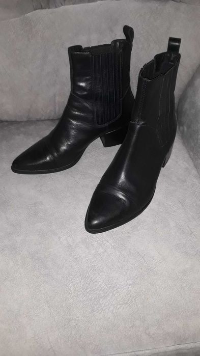 Демісезонні челсі VAGABOND - розмір 39, ідеальний стан