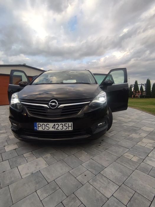 Opel Zafira Opel Zafira OPC LINE 1.6CDTI 134km 7osobowa,zadbana 161tys przebiegu