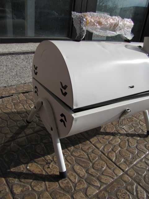 Przenośny grill na węgiel  składany, kempingowy, grill wędzarniczy