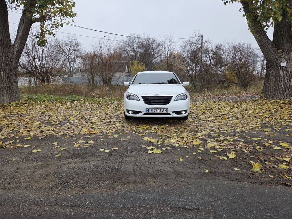 Chrysler 200 продам