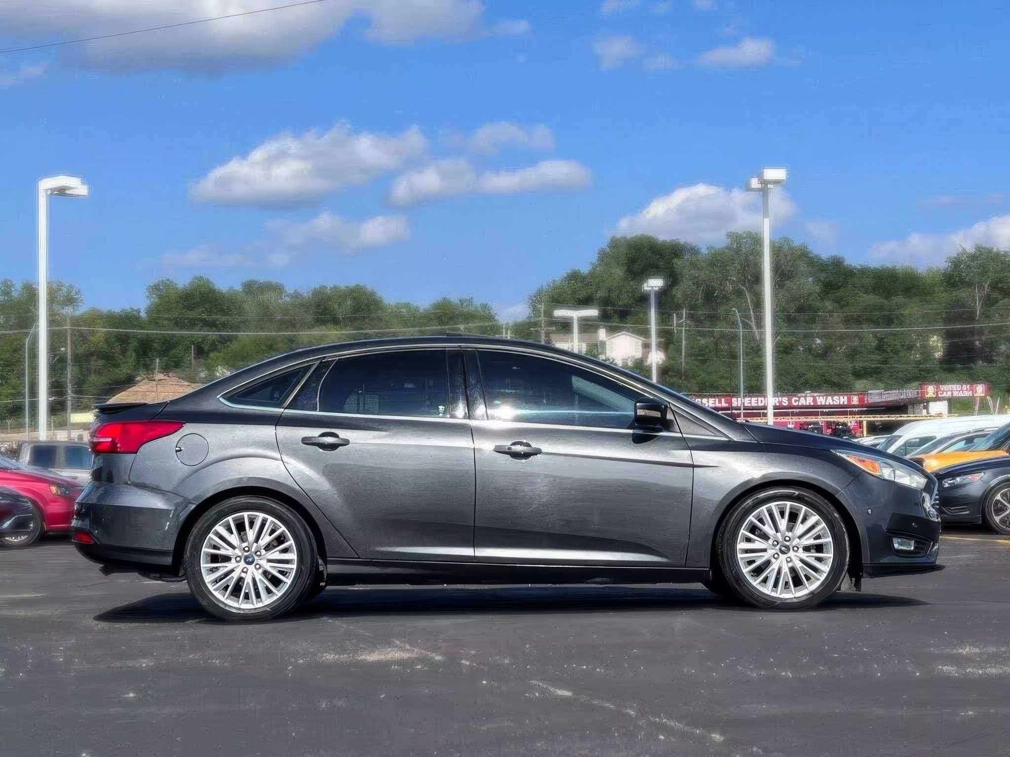 2016 Ford Focus Titanium