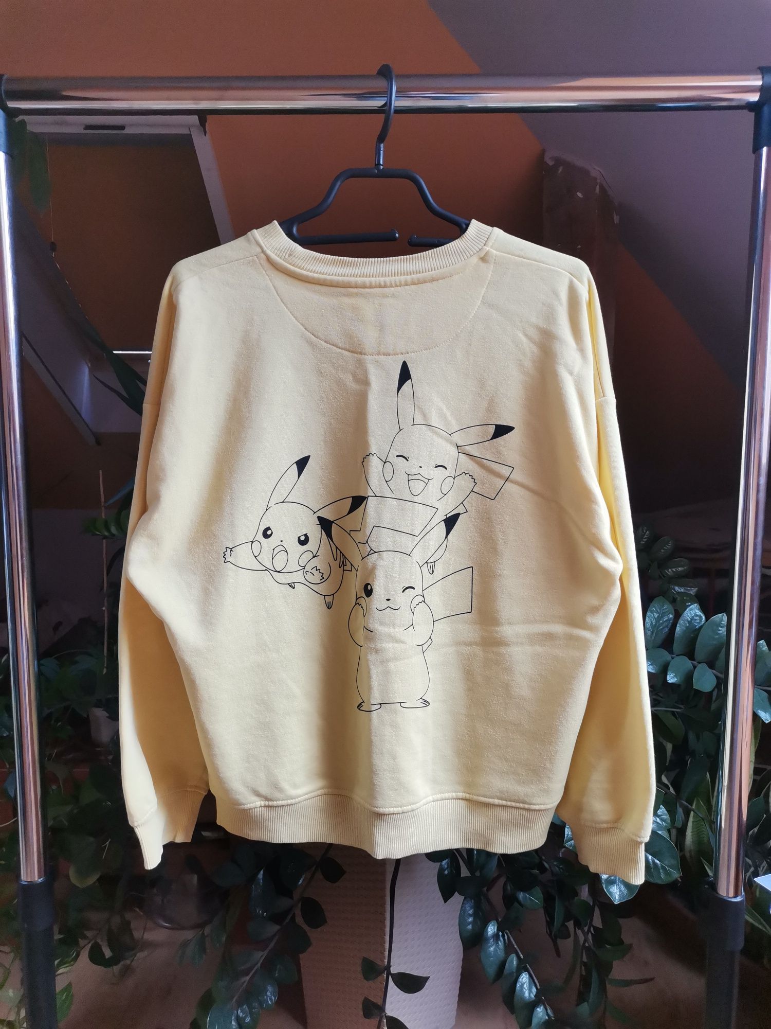 Bluza z pikachu, pokemon