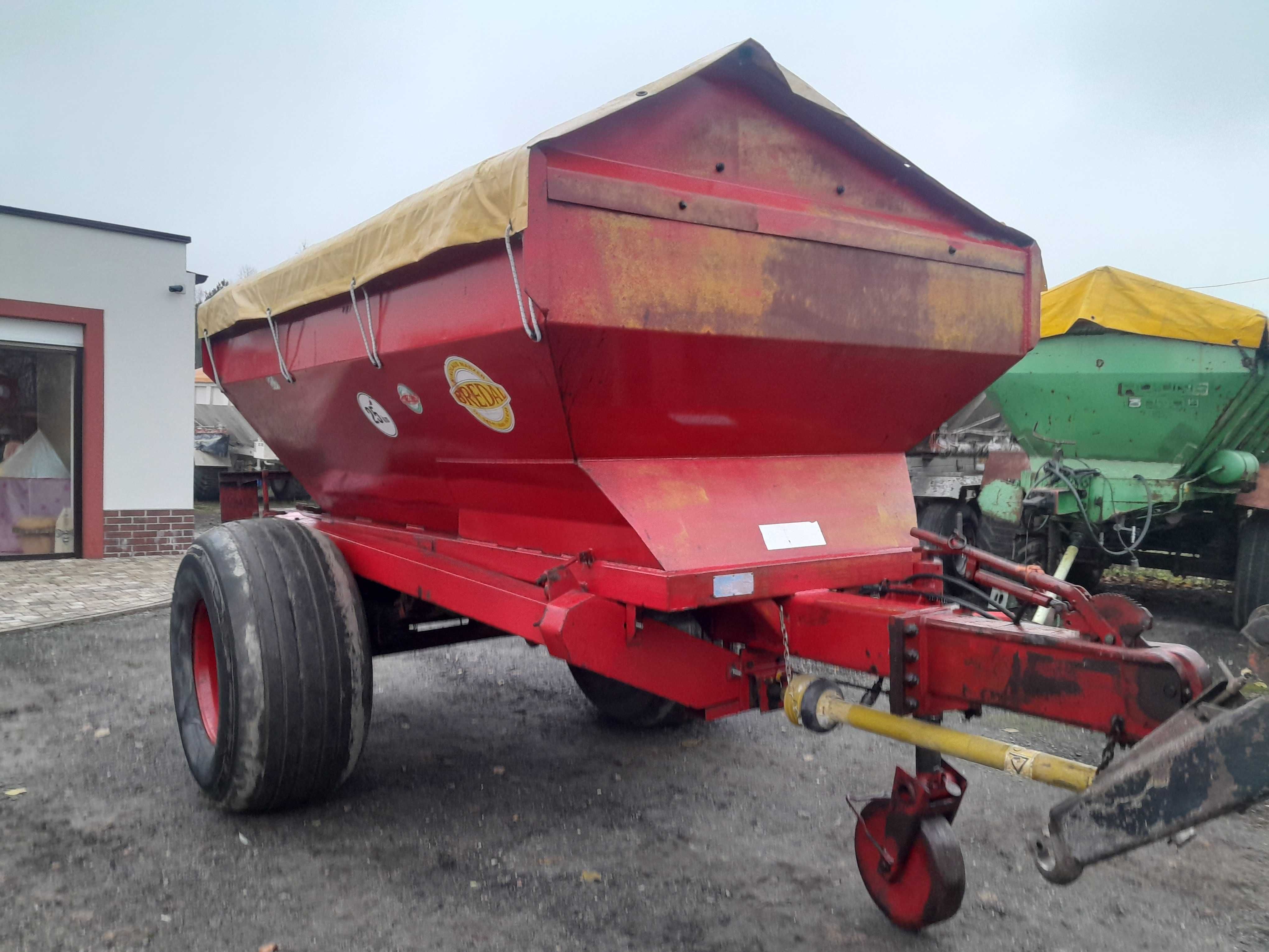 Rozsiewacz wapna Bredal 8 ton