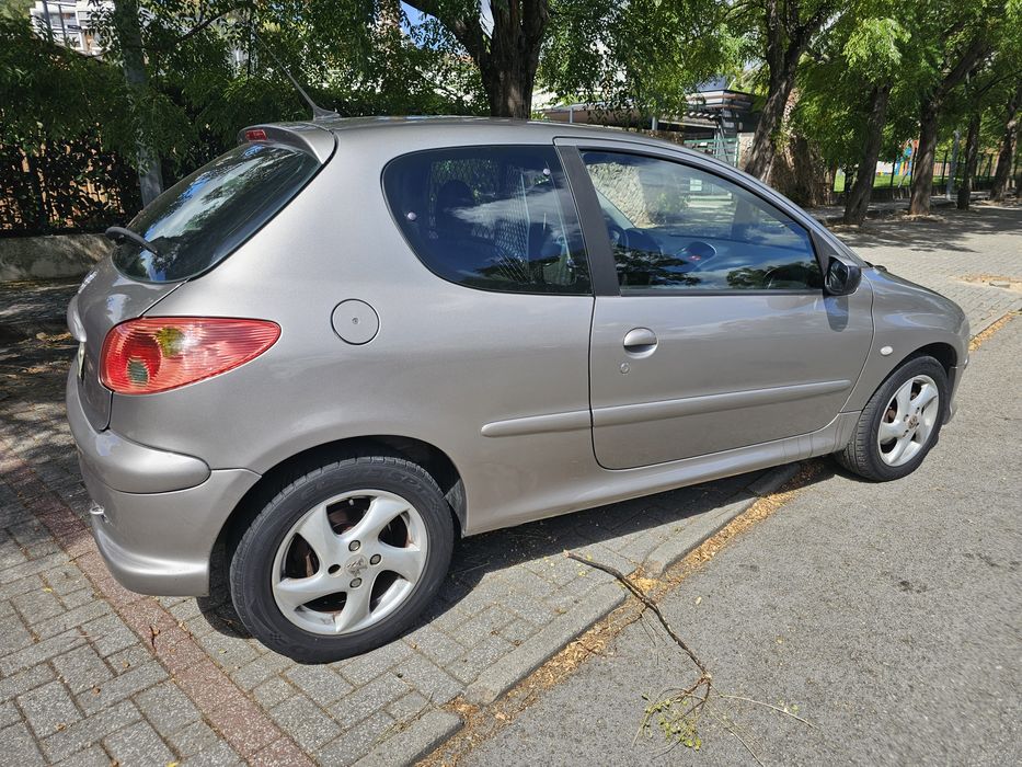 Peugeot 206 1.6 HDI 110cv