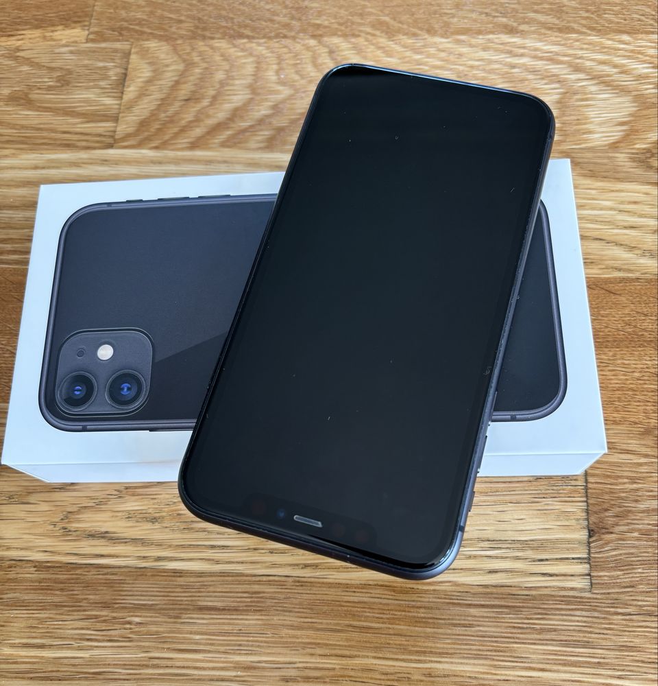 Sprzedam iphone 11, 64GB, czarny