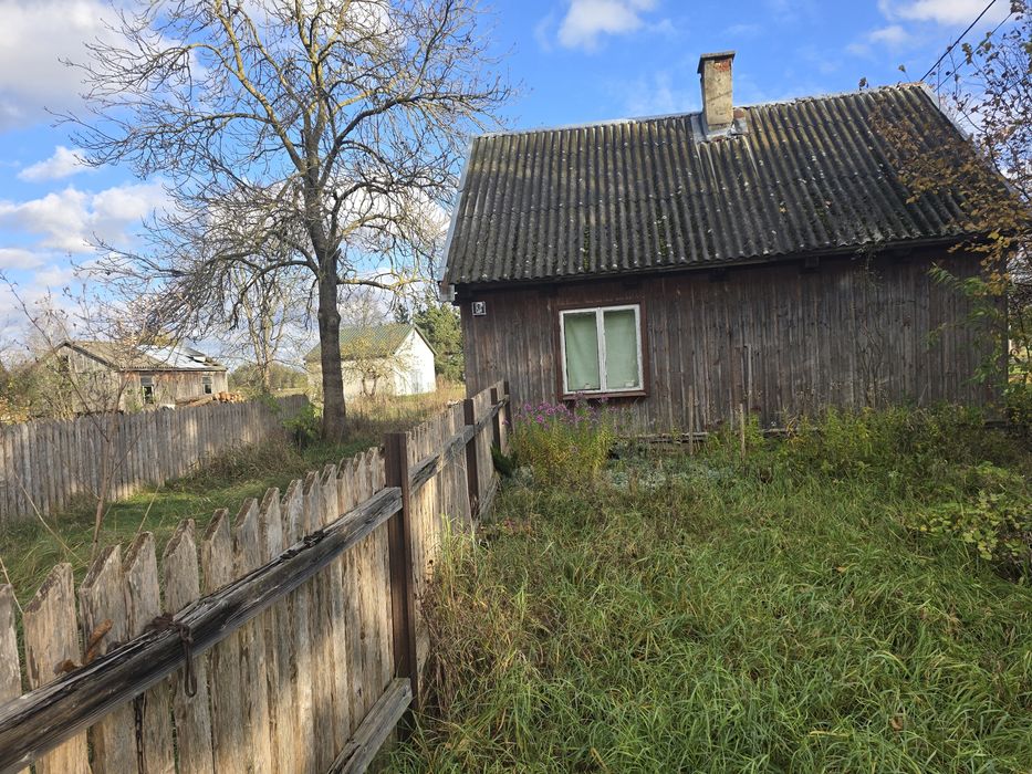 Sprzedam dom z działką I budynkami gospodarczymi