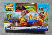 Hot Wheels  Monster Trucks  Demolka Na Stacji  HFB12