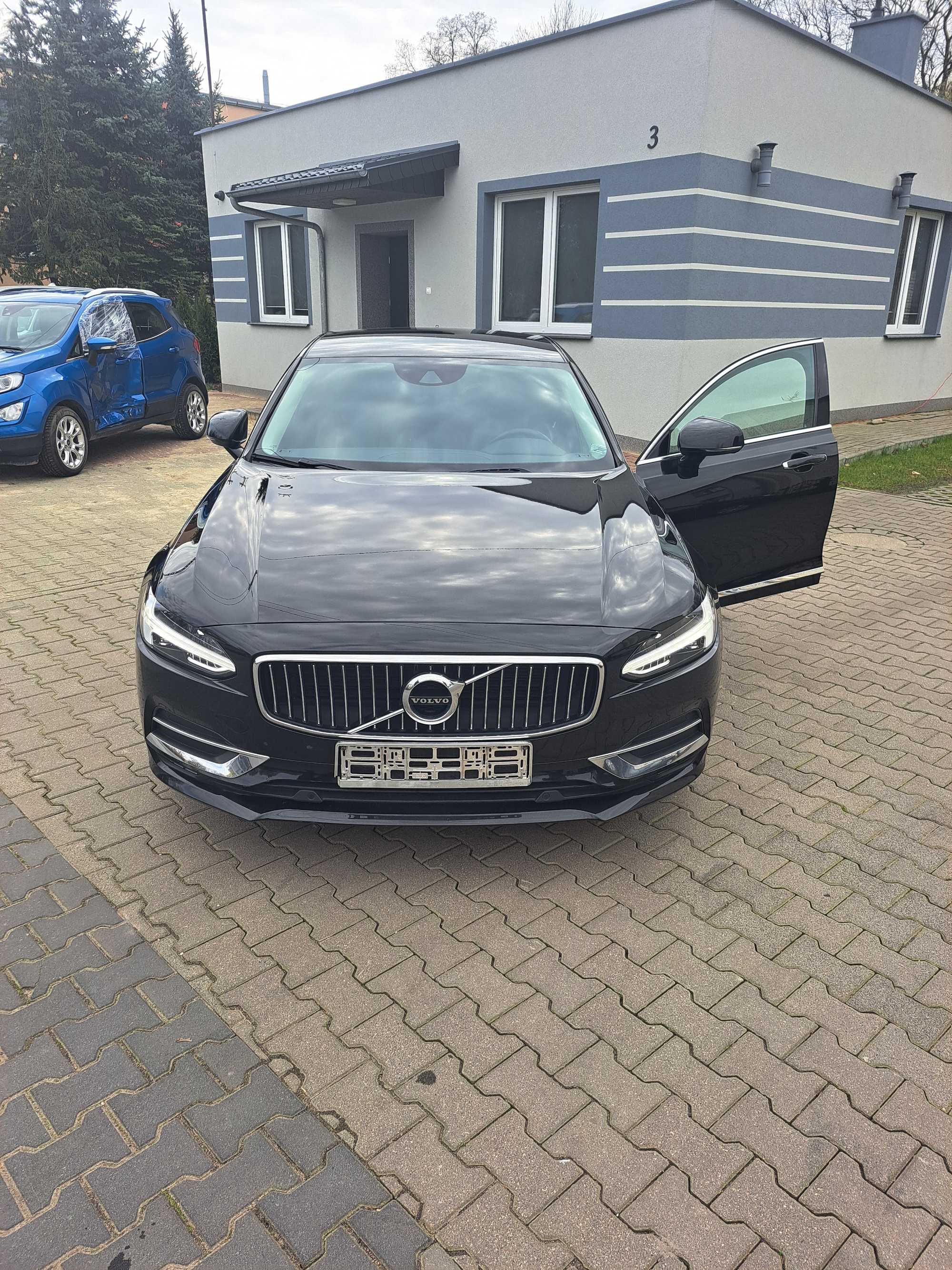 Volvo S-90 D-3 150 KM  2018 r  INSCRIPTION  AUTOMAT