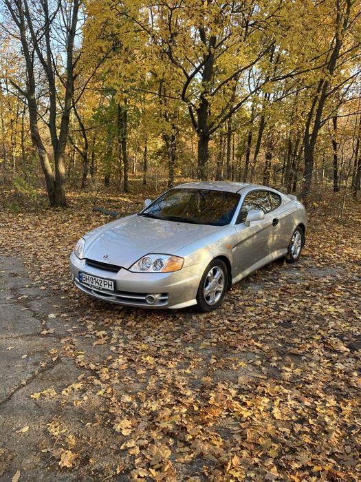 Hyundai coupe tiburon