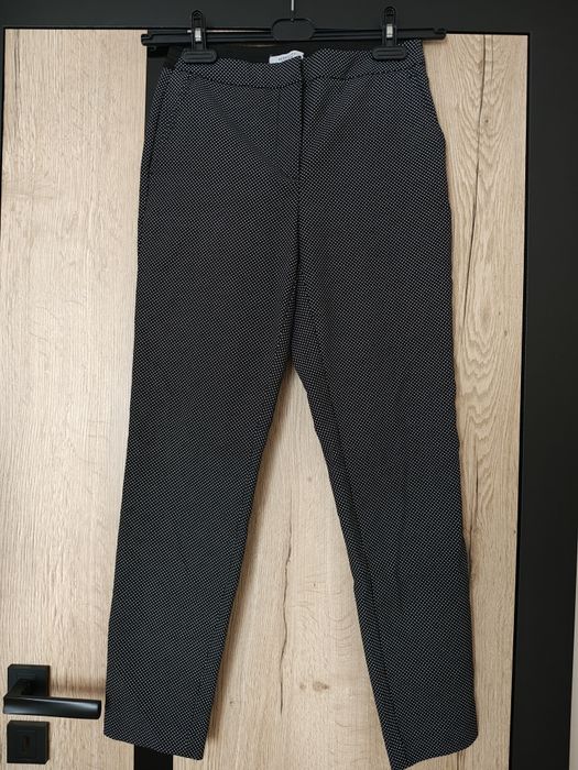 Spodnie cygaretki Reserved w kropki 38 M