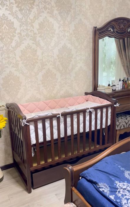 Продам дитячу кроватку з матрасом , все як на фото в гарному стані Б\У