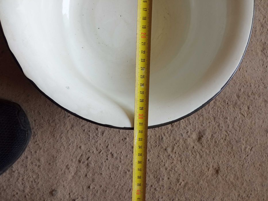 Продам миски емальовані