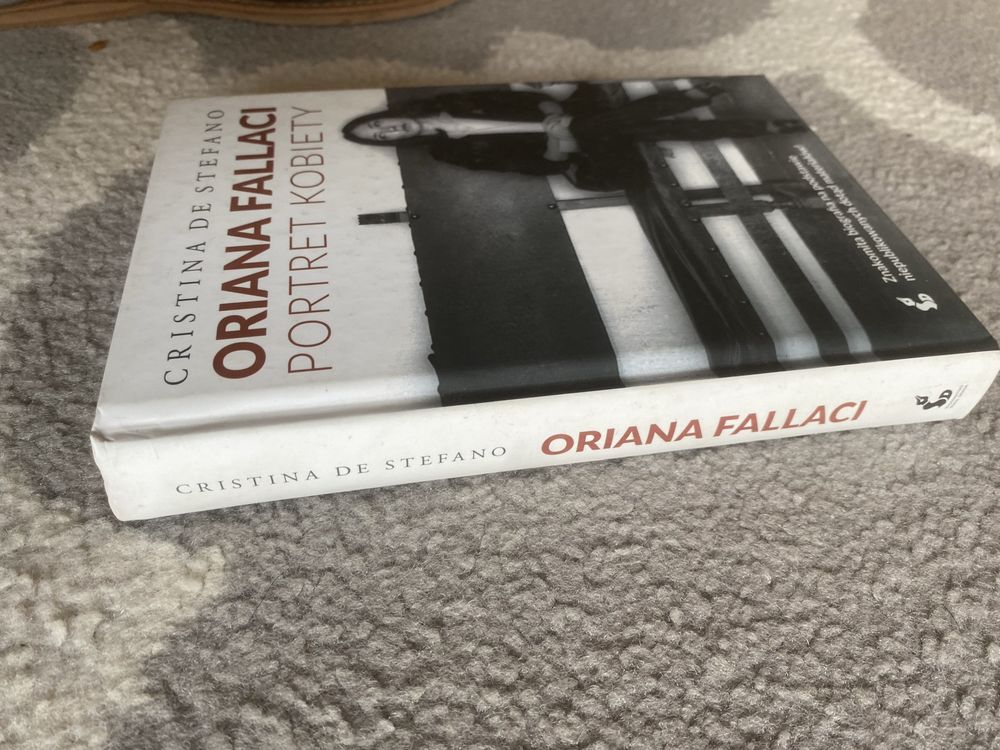 Oriana Fallaci. Portret kobiety Cristina De Strffano
