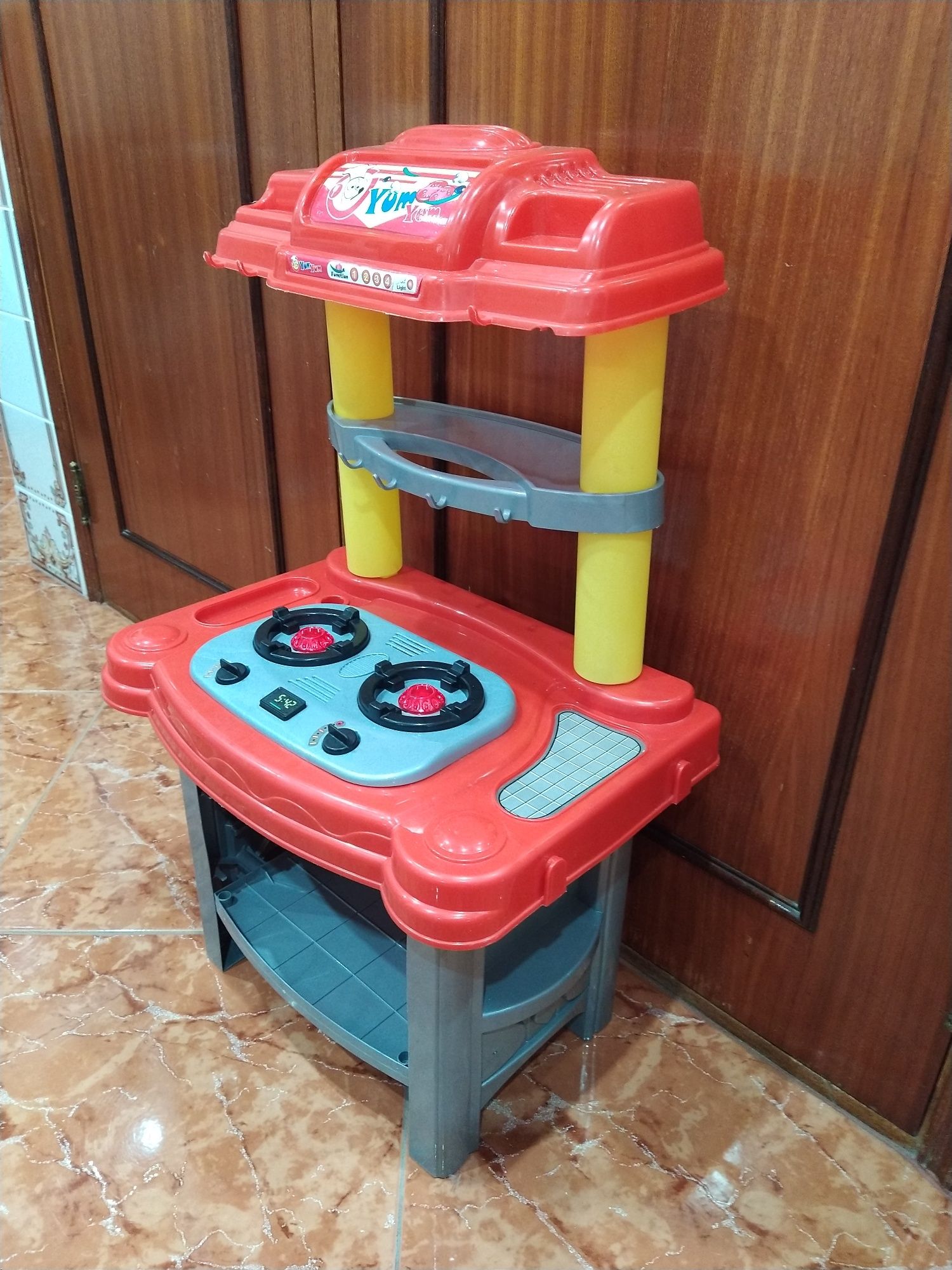 Cozinha fogão de brincar criança bebé casa apartamento vivenda escritó
