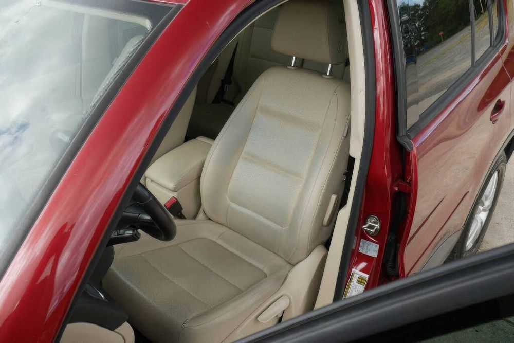 Volkswagen Tiguan SEL      2016