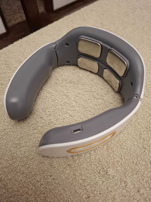 Massajador Cervical de Impulso Elétrico