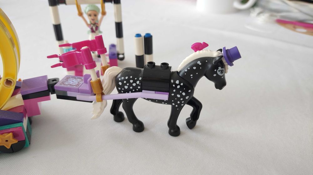 Klocki LEGO Friends 41686 Magiczna akrobatyka, 6+