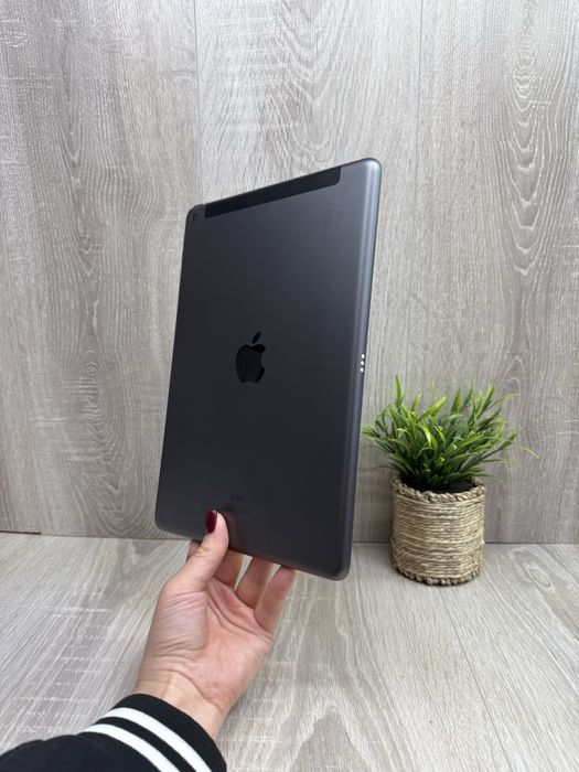 iPad 9 (2021) 64 GB Wi-Fi + LTE