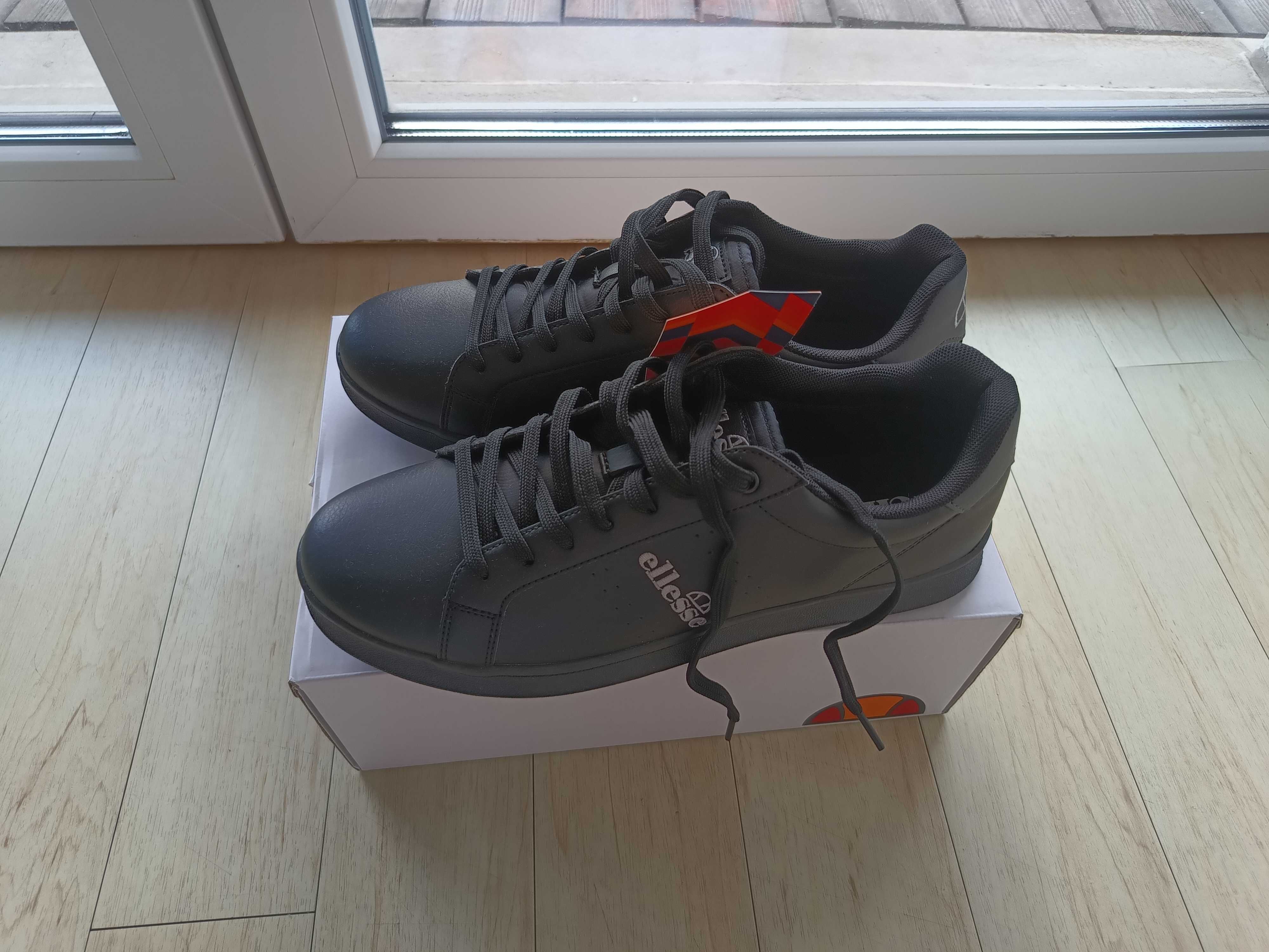 Кросівки Ellesse чорні, чоловічі, 44 (фактичний 43)
