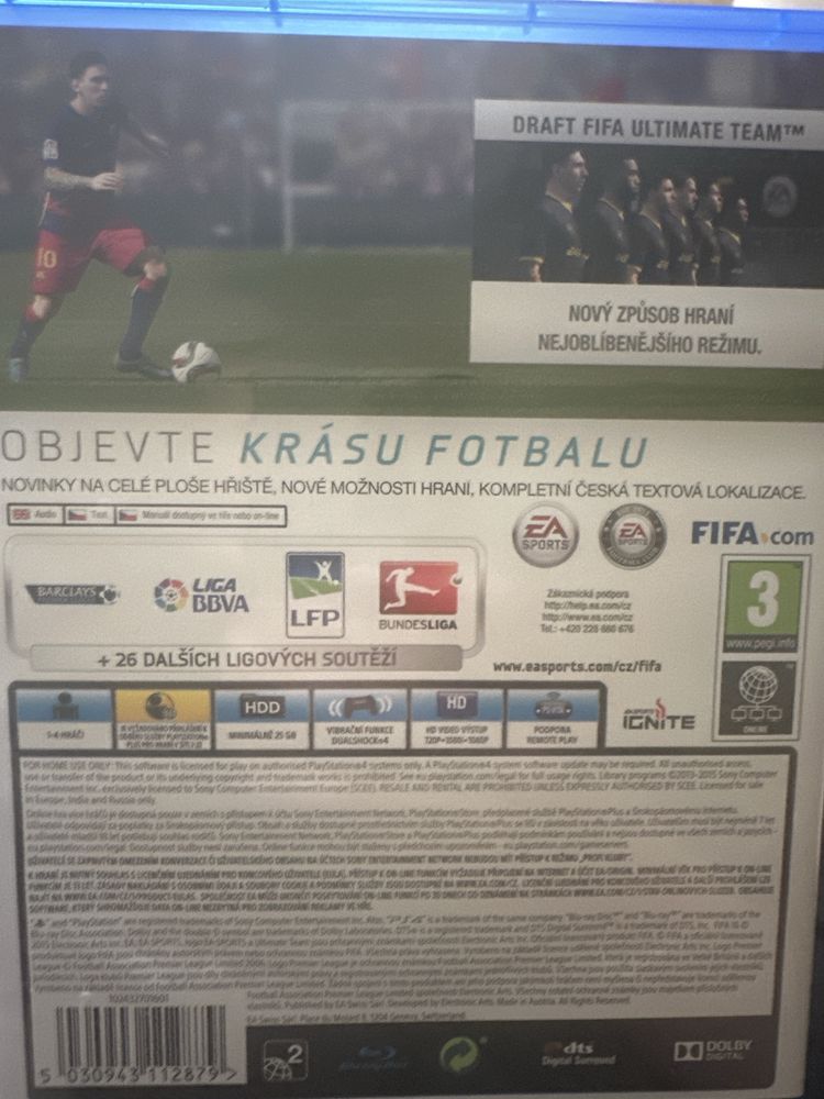 Gra FIFA 16 na PS4