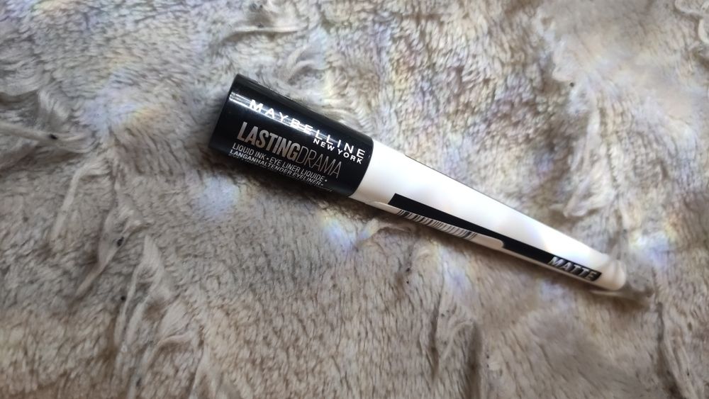 Eyeliner maybelline