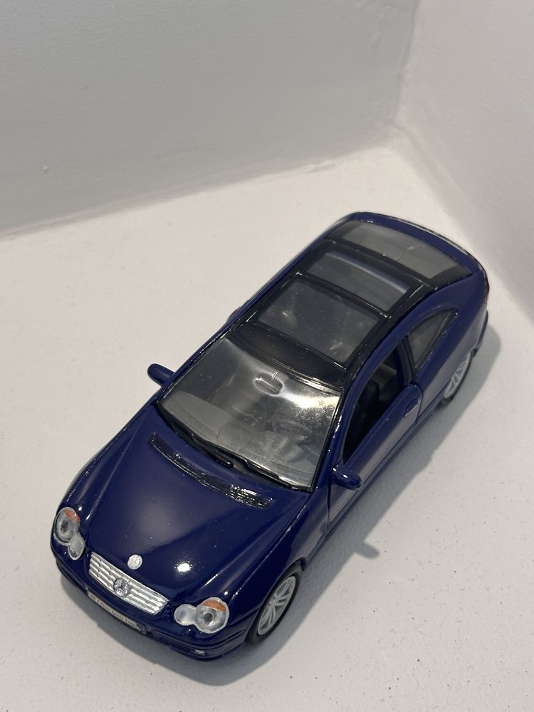 Welly mercedes benz c class sport coupe 1/34